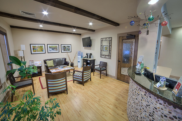 Lobby of Issaqueena Prosthodontics